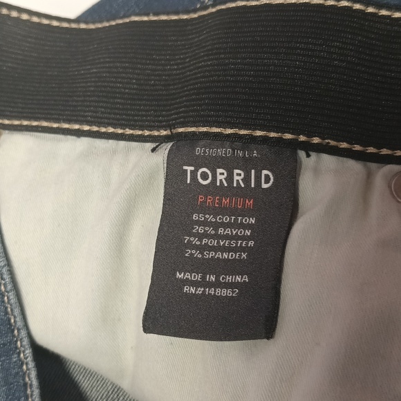 Torrid| plus size 16 R Premium sky high skinny ankle -Length Womens jeans. - Picture 6 of 9
